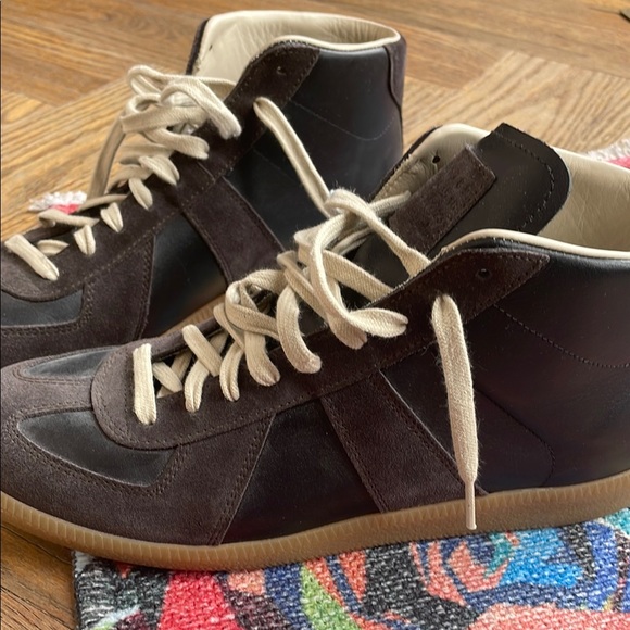 Maison Margiela Men's Black and Brown High-Top Sneakers - Picture 3 of 4